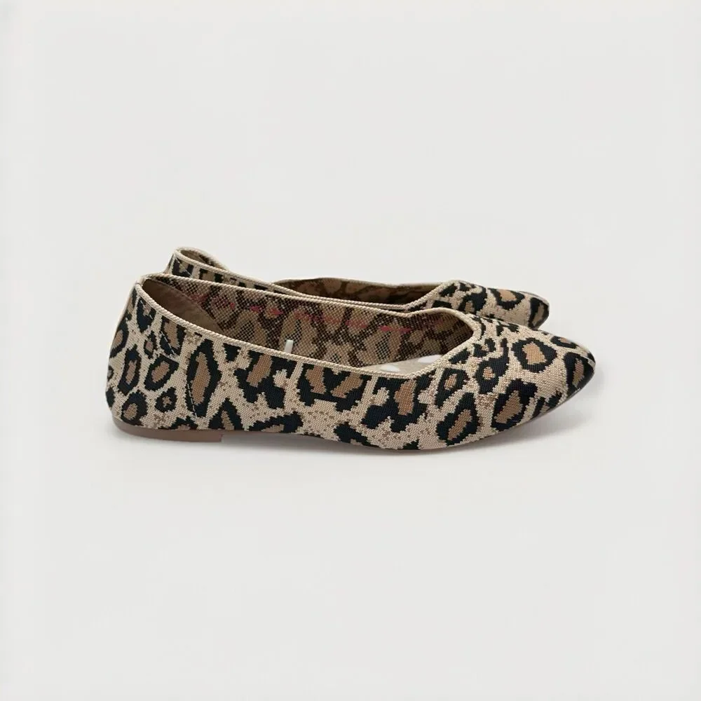 Skechers Womens 8.5 Cleo Claw-Some Ballet Flats Leopard Fabric Pointed Shoes